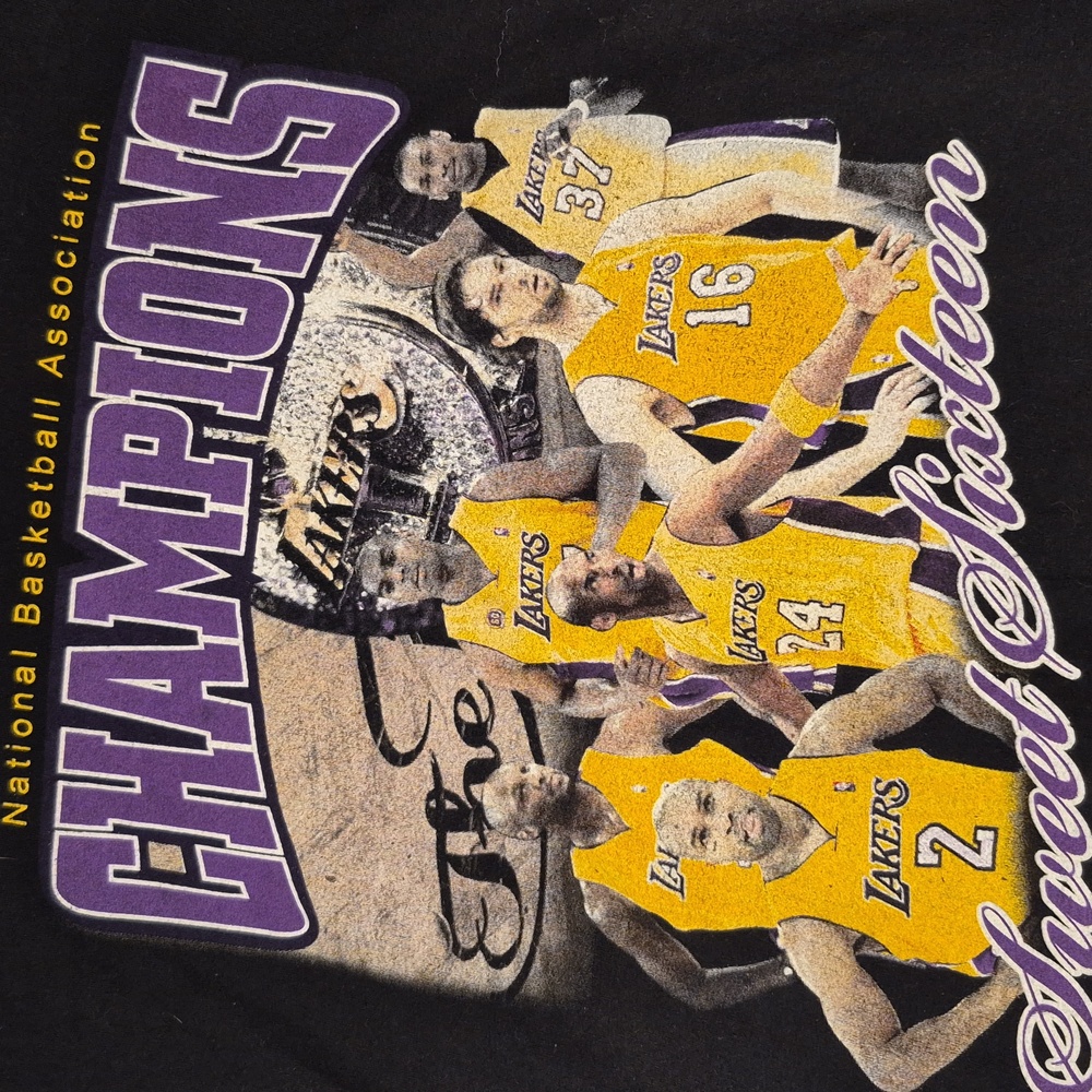 KOBE BRYANT 2010 NBA Finals LA Lakers Alstyle 2XL Short Sleeve Mens T Shirt RARE